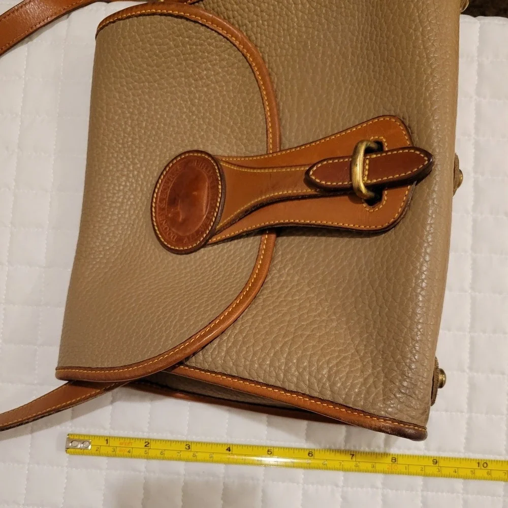 Dooney & Bourke vtg dooney